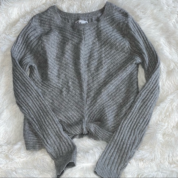 Super cozy HOLLISTER size M sweater - Picture 4 of 5